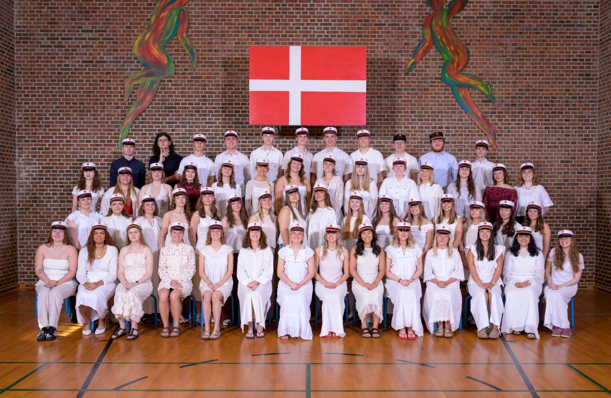 Studenter-Morsoe-Gymnasium-2025-2-aspect-ratio-1232-802