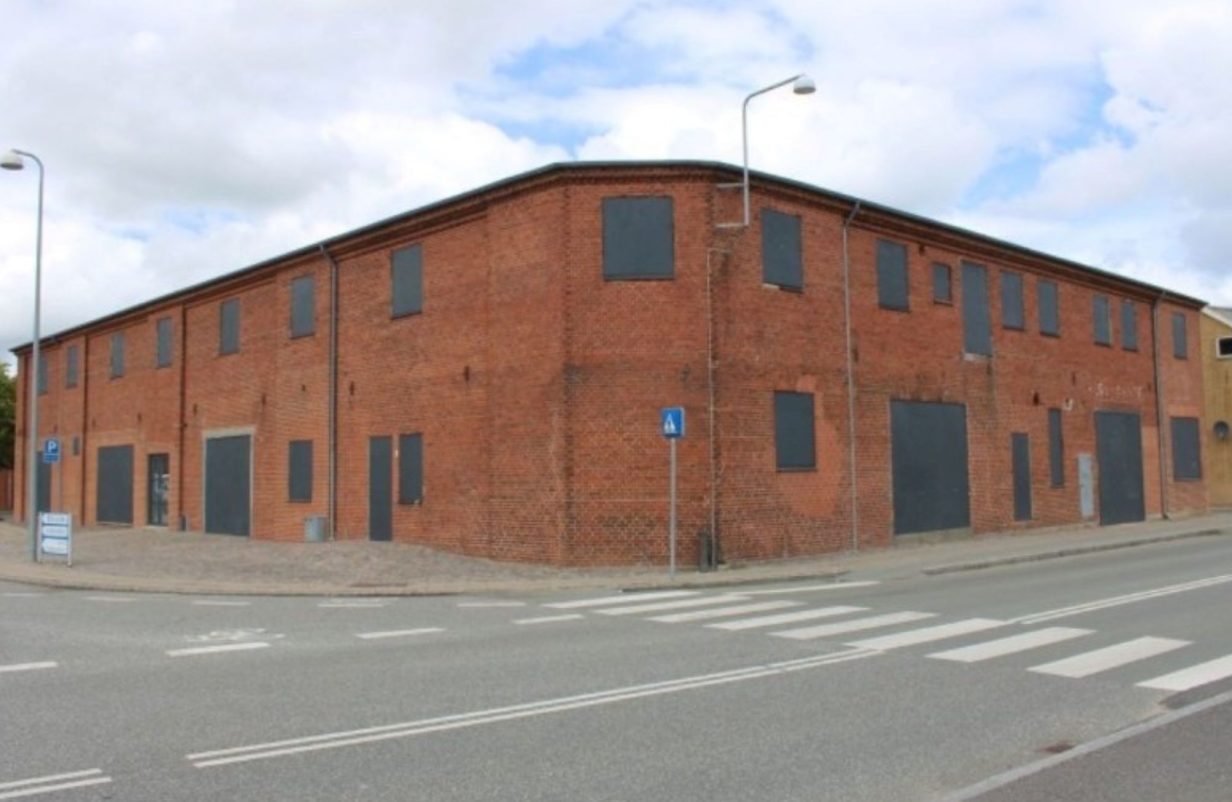 Skabelon-fotos157-aspect-ratio-1232-802