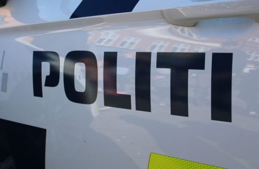 politi-2-aspect-ratio-1232-802