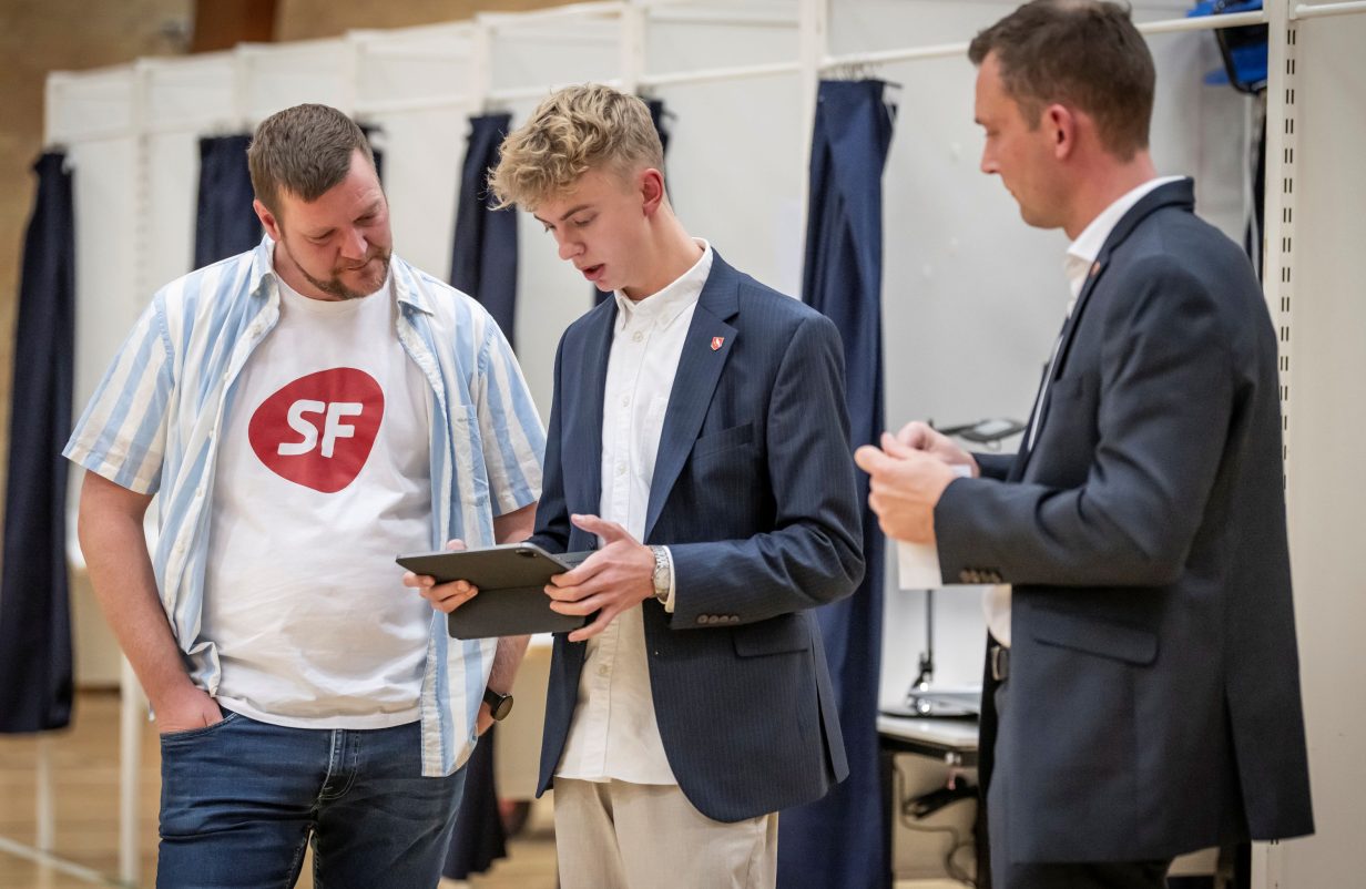 20251118-Valg-lars-roentved-malte-houe-aspect-ratio-1232-802