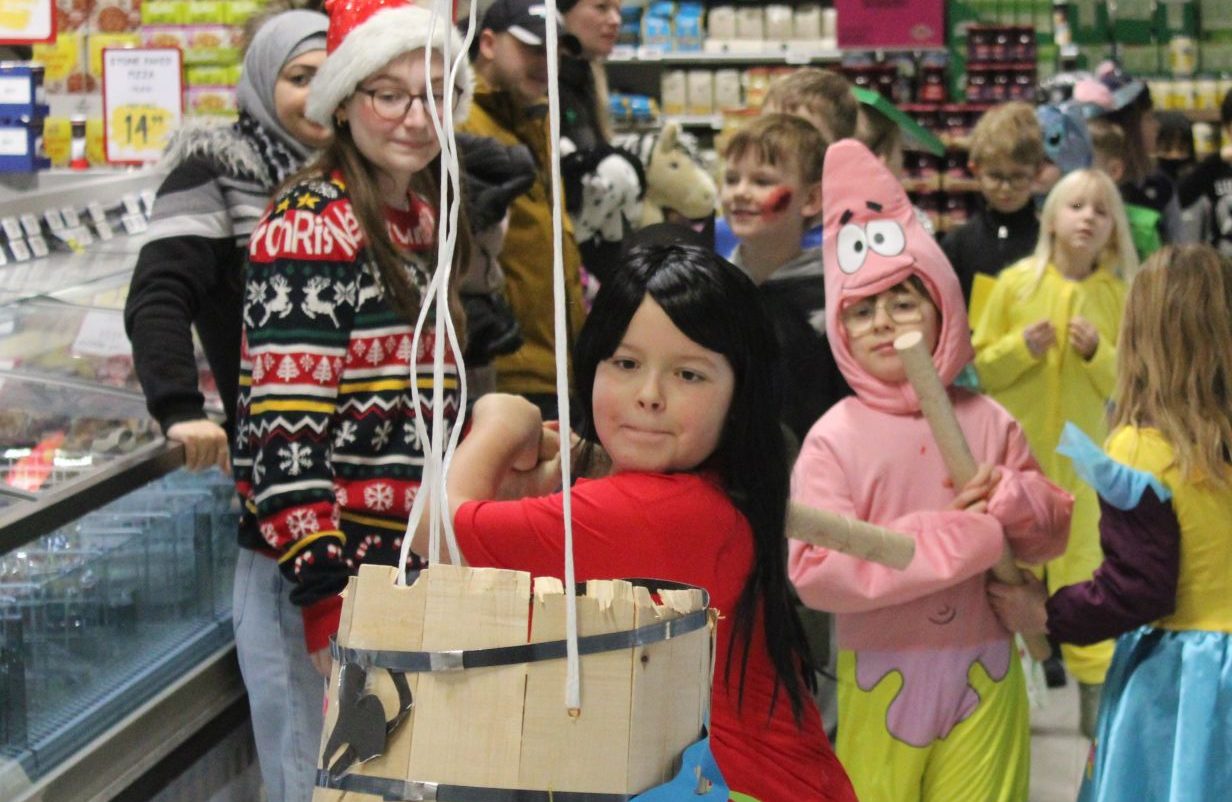 260214-fastelavn-11-aspect-ratio-1232-802