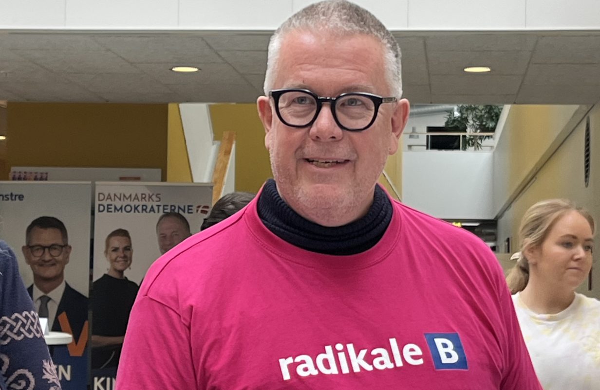 Steen-A.P.-kopier-aspect-ratio-1232-802