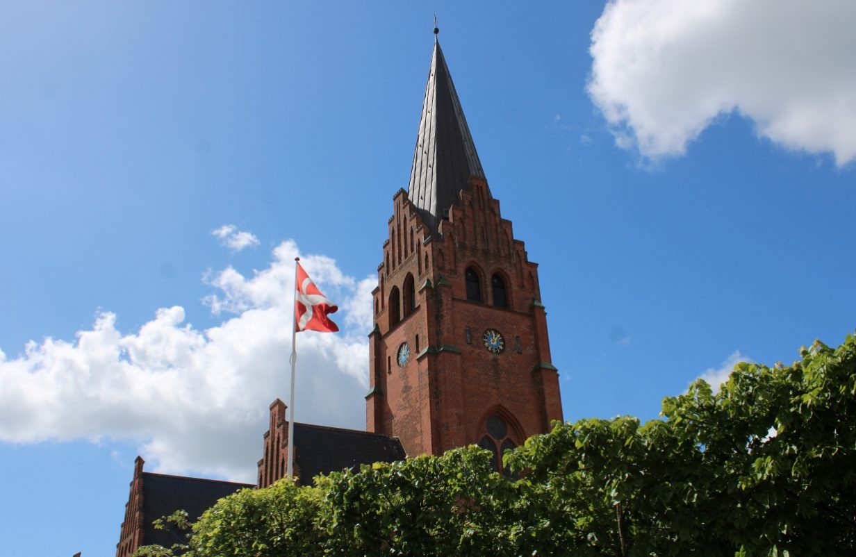 260606-nykoebing-kirke-aspect-ratio-1232-802