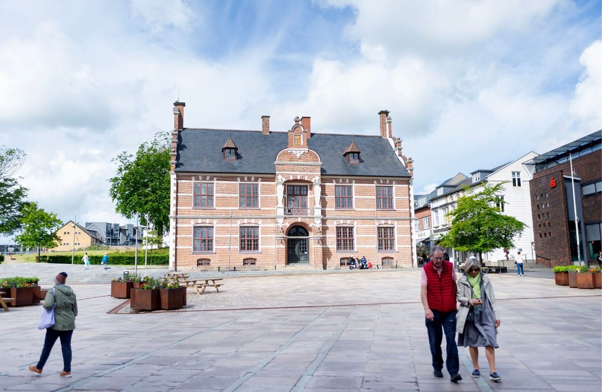 Design-uden-navn-2025-11-28T162810.313-aspect-ratio-1232-802