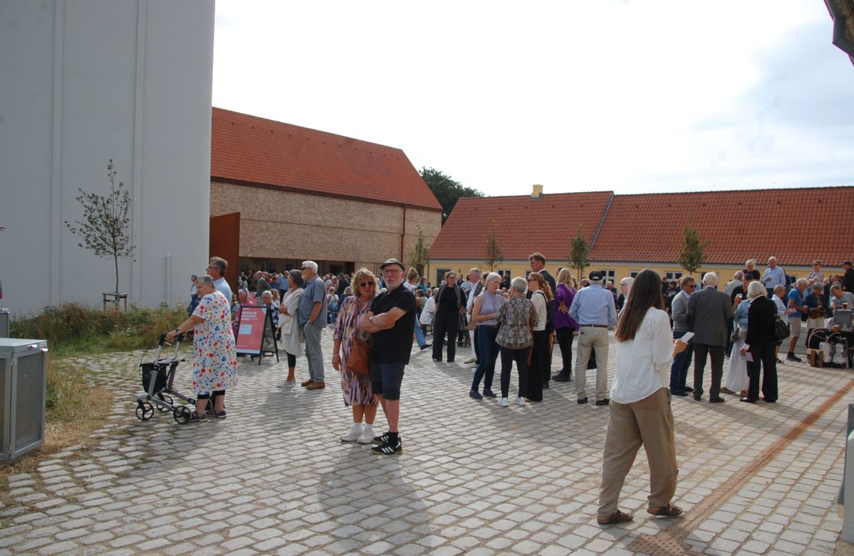 Doverodde-SMK-aabning-44-aspect-ratio-1232-802