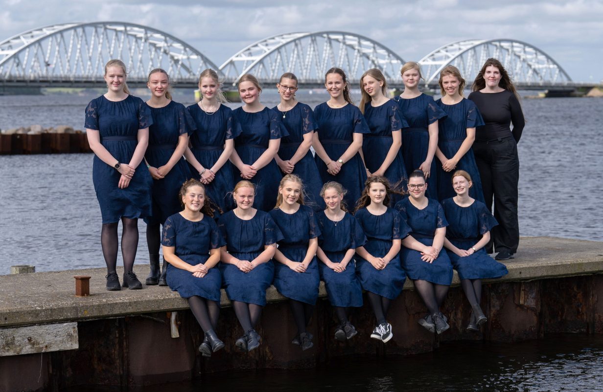 JKV04978_Nordvestjysk-Pigekor-web-1-aspect-ratio-1232-802