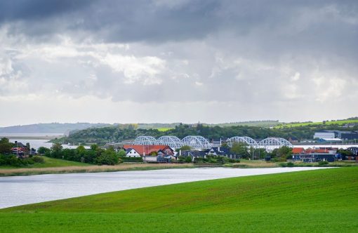 Design-uden-navn-2025-05-22T154859.178-aspect-ratio-1232-802