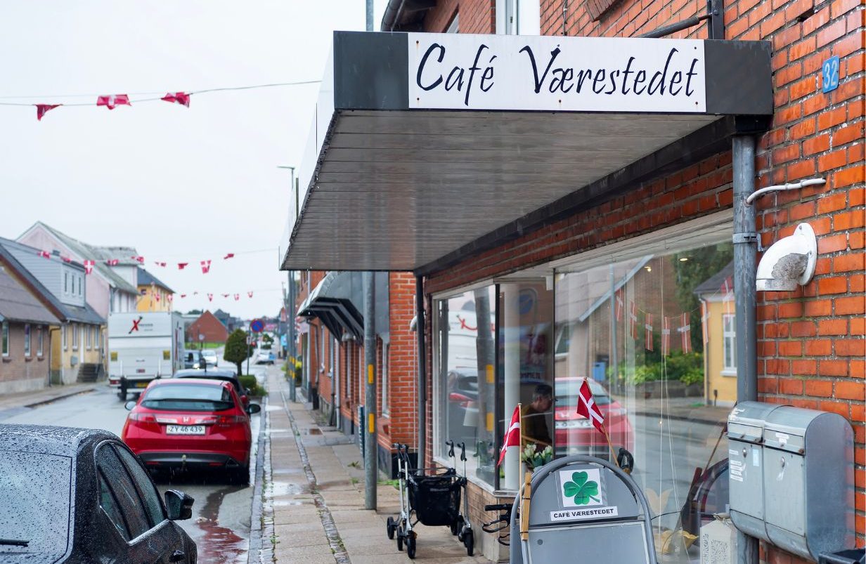 Design-uden-navn-2025-09-11T151426.764-aspect-ratio-1232-802