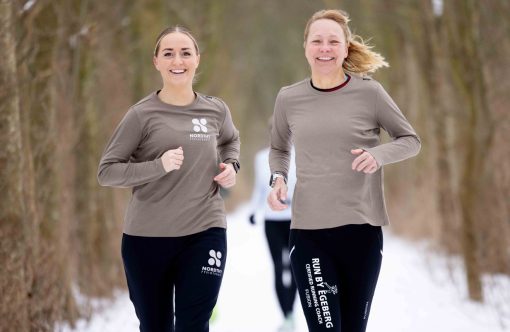 Elisa-og-Heidi-loeber2_-kopier-aspect-ratio-1232-802