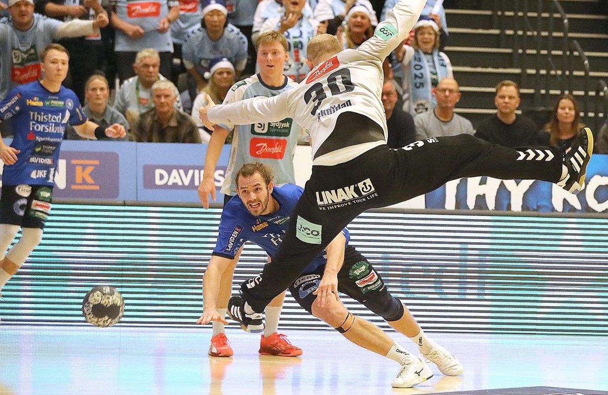 251216-mth-soenderjyske-pokal-31-rasmus-madsen-aspect-ratio-1232-802