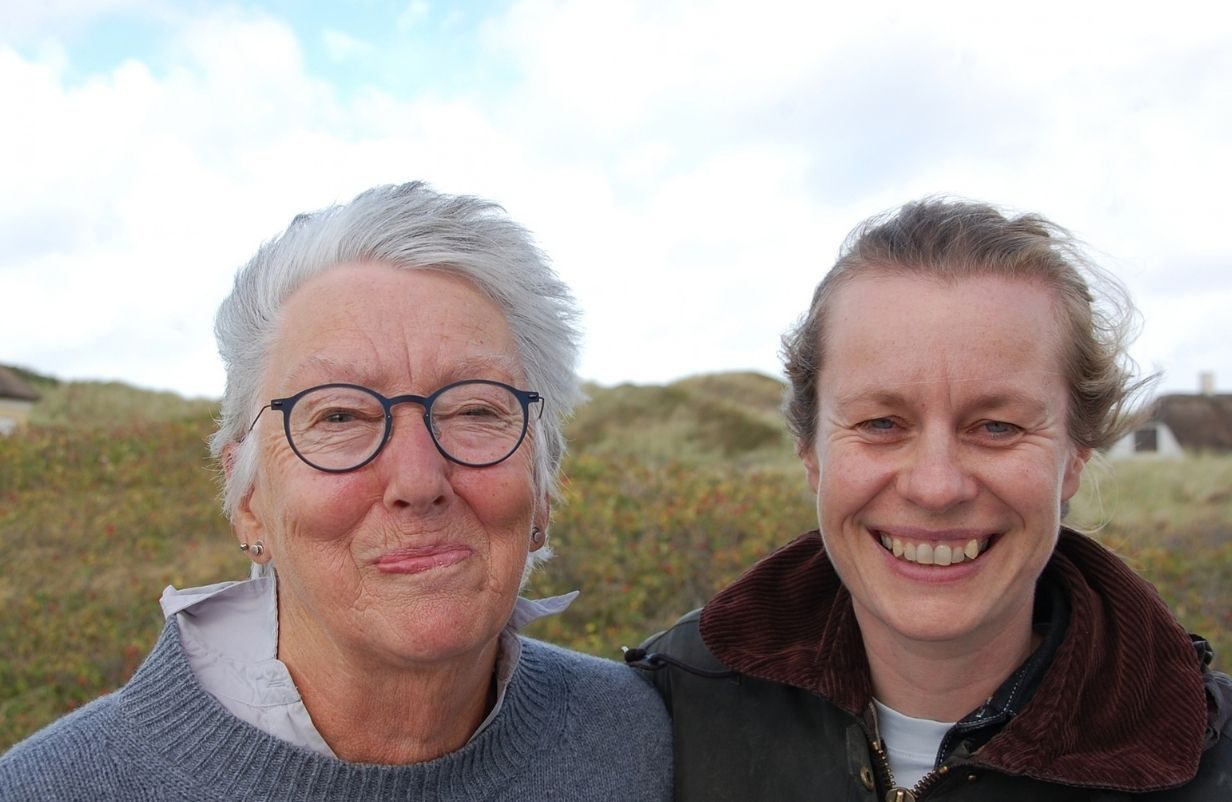 Hanne Korsgaard (t.v.) og Lina Hundebøll Jespersen. Regionsrådspolitikere fra hhv S og V.