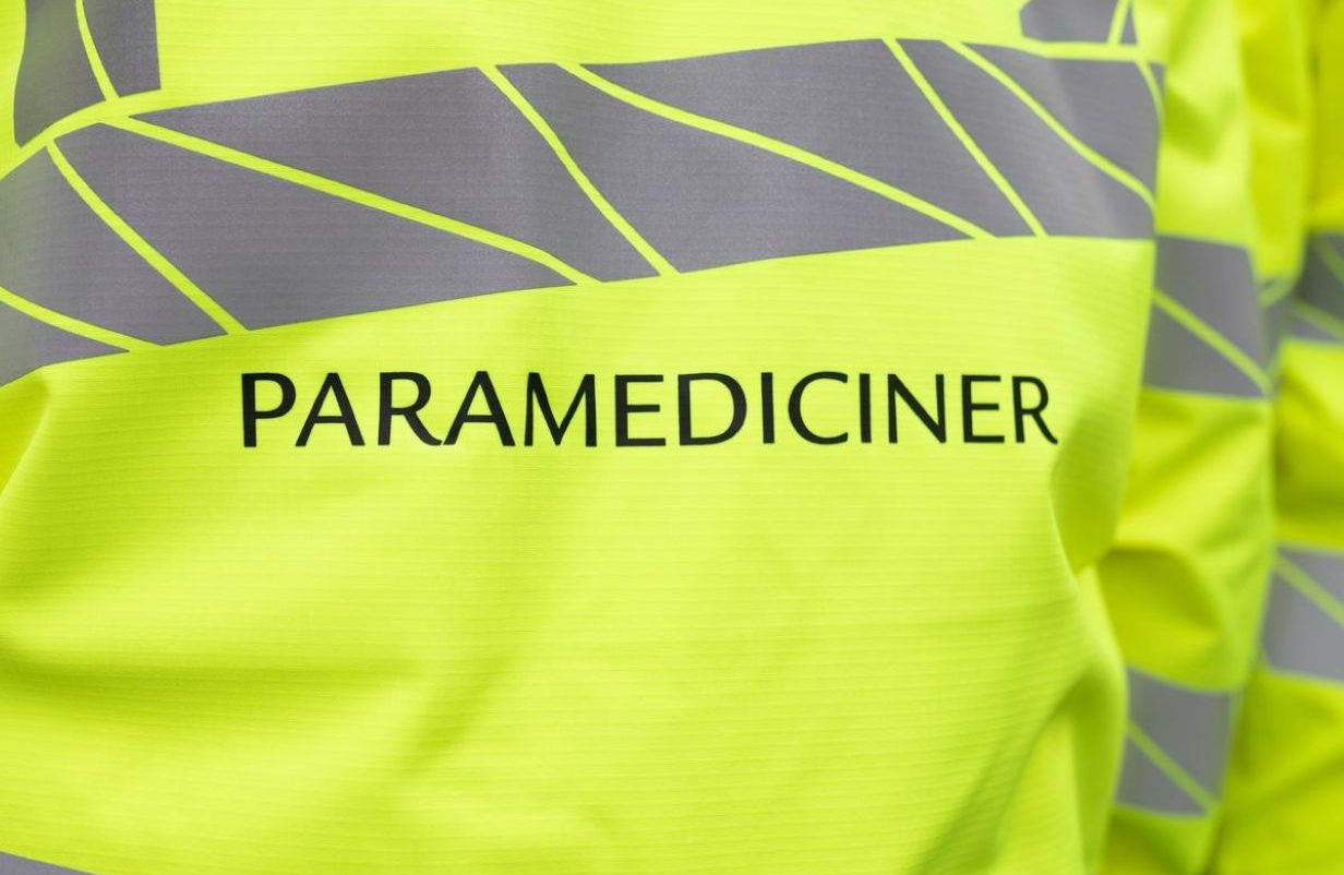 Paramediciner_Ambulancer-foto-lene-pedersen-region-nordjylland-aspect-ratio-1232-802
