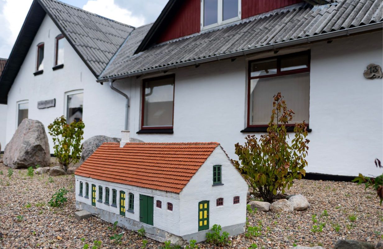 Design-uden-navn-2025-07-15T154303.633-aspect-ratio-1232-802