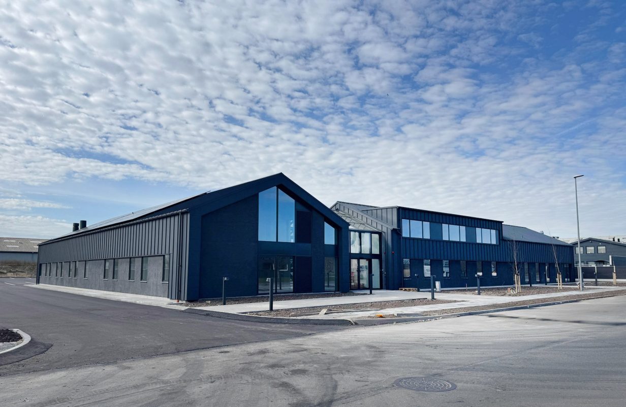 Thy-Forsynings-nybyggede-administrationsbygning-paa-Tigervej-8-i-Thisted-kopier-aspect-ratio-1232-802