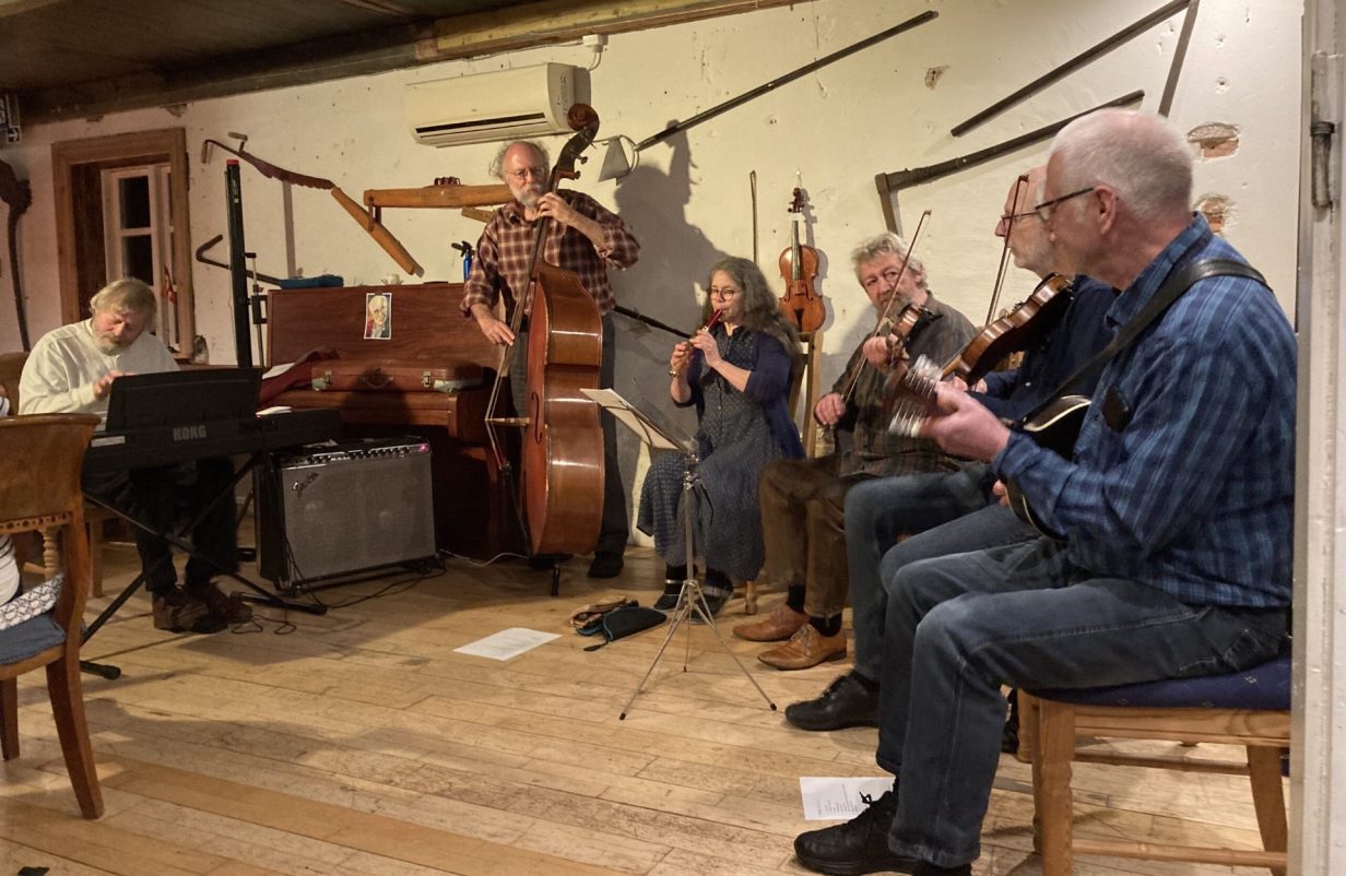 Spaelimenninir-aspect-ratio-1232-802